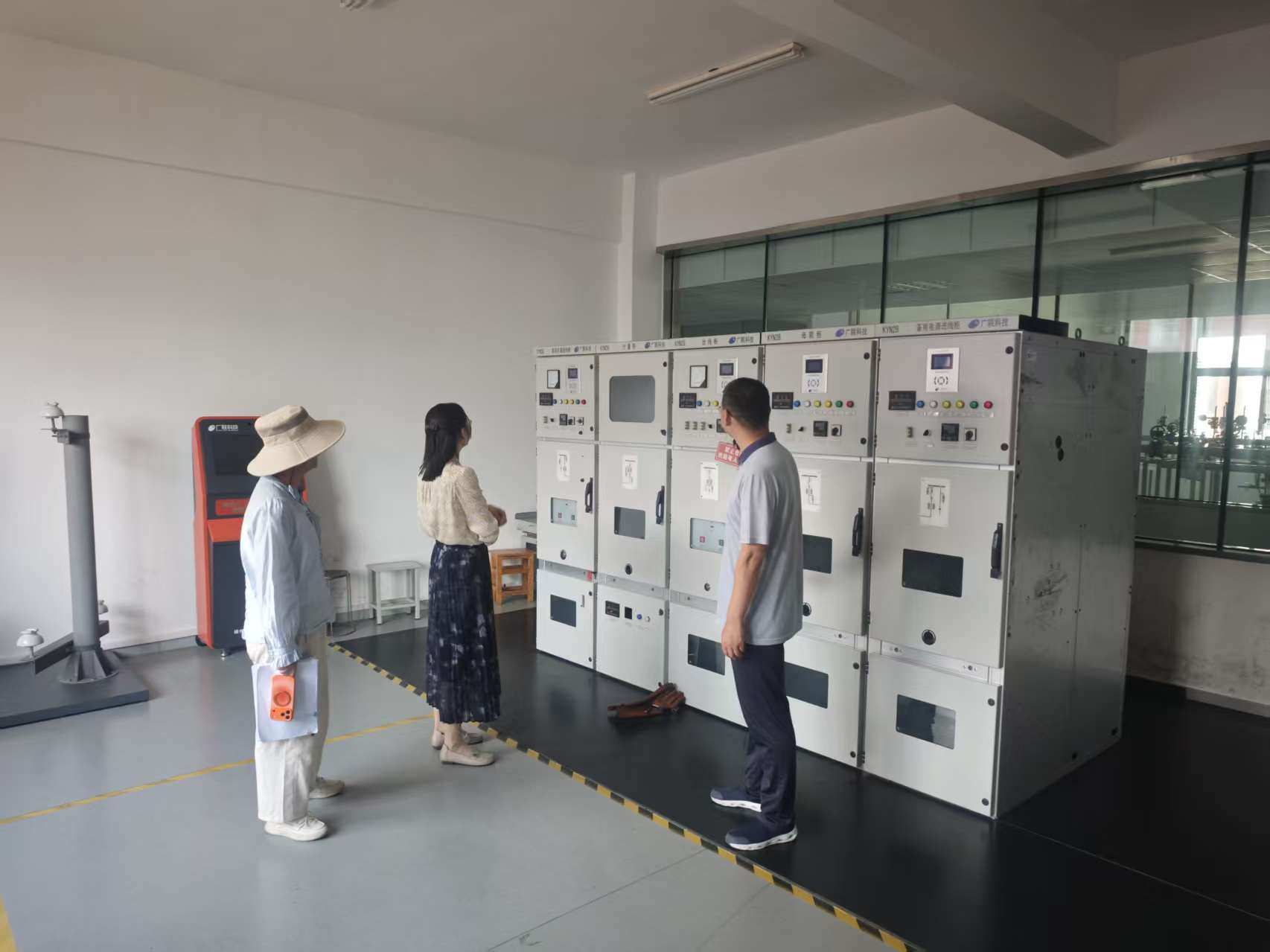 中专校图片1.jpg