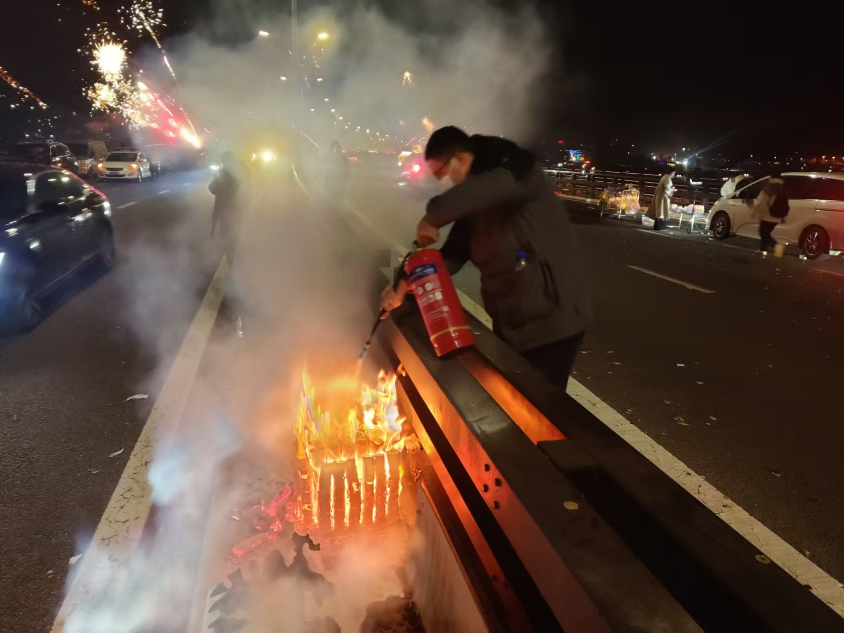 连云审计人的跨年夜.jpg