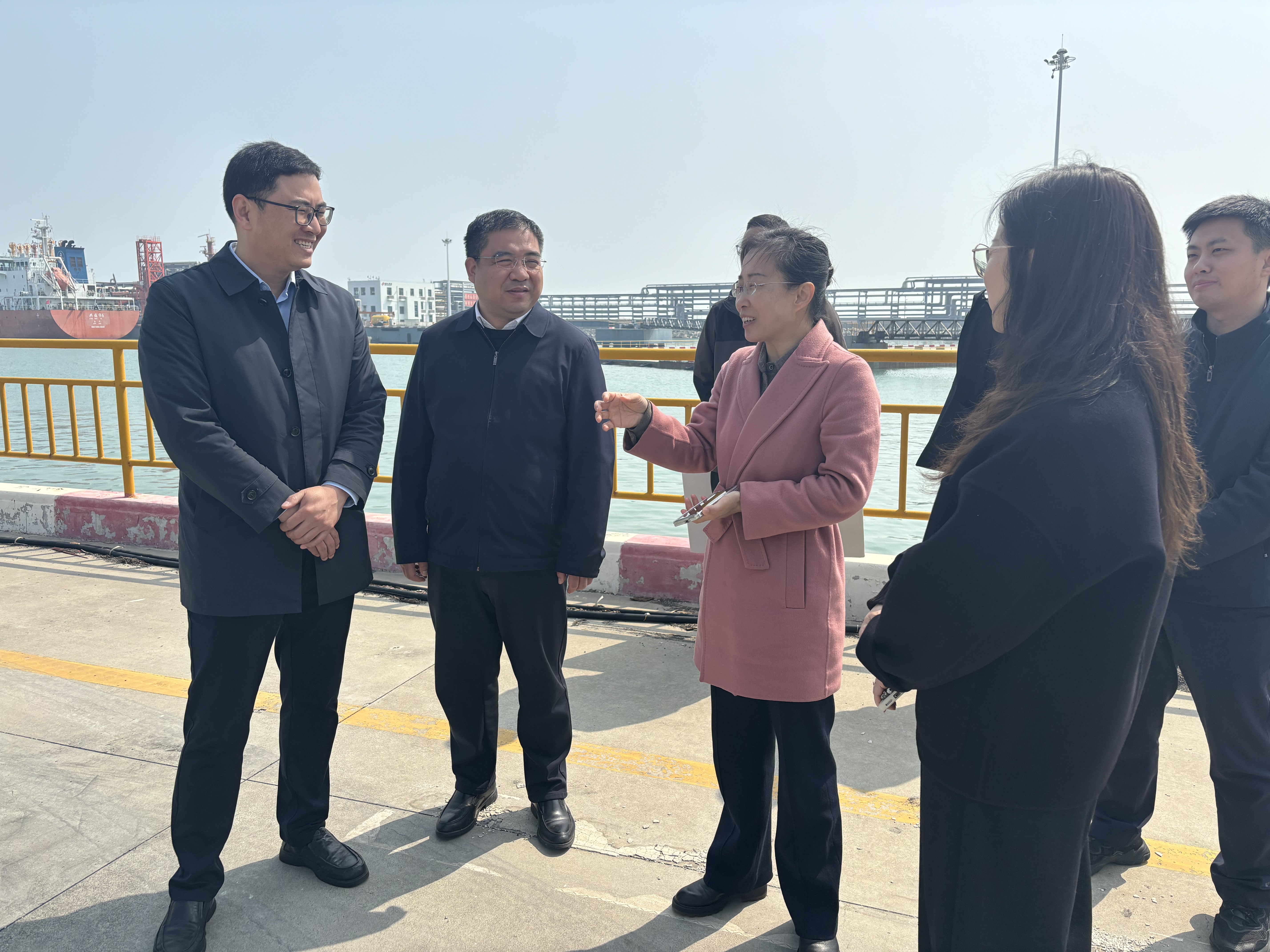 港区参观.jpg